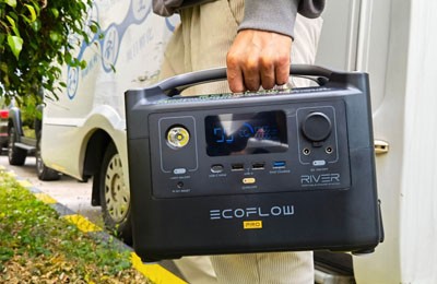 How new Google Nexus 10 compares with rivals